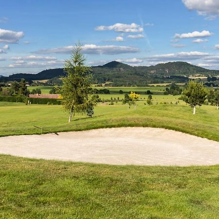 Golf Resort Ceska Lipa Nový Bor 外观 照片